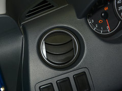2016款 1.5L 手动时尚型