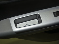 2016款 1.5L 手动时尚型