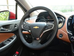 2017款 1.4T 双离合领锋版