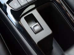 2017款 1.4T 双离合领锋版
