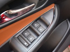 2017款 1.4T 双离合领锋版
