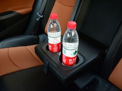 2017款 1.4T 双离合领锋版
