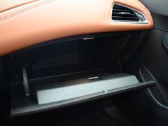 2017款 1.4T 双离合领锋版