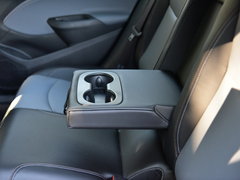 2017款 1.4T 双离合领锋版