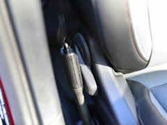 2017款 1.4T 双离合领锋版