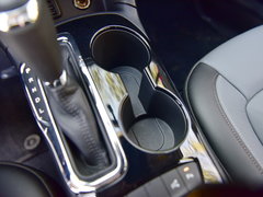 2017款 1.4T 双离合领锋版