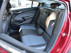 2017款 1.4T 双离合领锋版