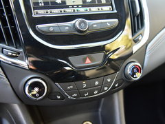 2017款 1.4T 双离合领锋版