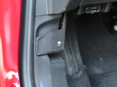 2017款 1.4T 双离合领锋版