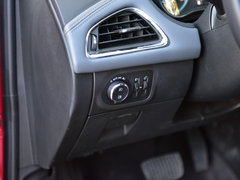 2017款 1.4T 双离合领锋版