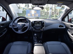 2017款 1.4T 双离合领锋版
