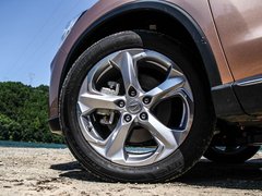 2016款 1.5T 两驱尊享版