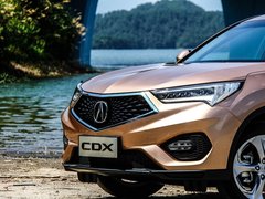 2016款 1.5T 两驱尊享版