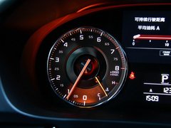 2016款 1.5T 两驱尊享版
