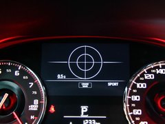 2016款 1.5T 两驱尊享版