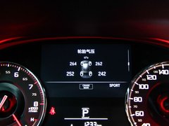 2016款 1.5T 两驱尊享版