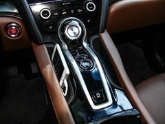 2016款 1.5T 两驱尊享版