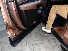 2016款 1.5T 两驱尊享版