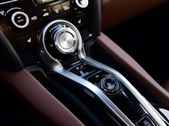 2016款 1.5T 两驱尊享版