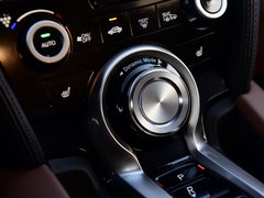 2016款 1.5T 两驱尊享版
