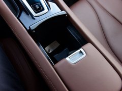 2016款 1.5T 两驱尊享版