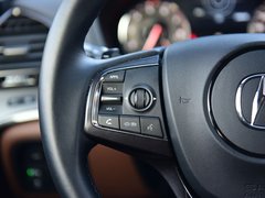 2016款 1.5T 两驱尊享版