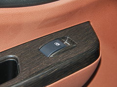 2016款 1.6L 手动豪华型