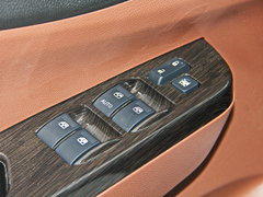 2016款 1.6L 手动豪华型