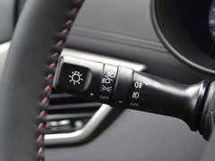 2016款 1.6L 自动领尚型