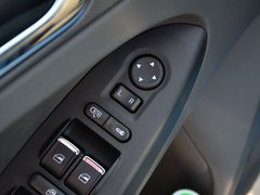 2016款 1.6L e致享版