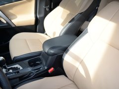 2016款 荣放 2.5L 自动四驱尊贵版