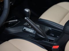2016款 荣放 2.5L 自动四驱尊贵版