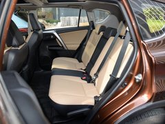 2016款 荣放 2.5L 自动四驱尊贵版