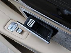 2017款 750Li xDrive个性化定制版 五座