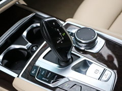 2017款 750Li xDrive个性化定制版 五座