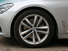2017款 750Li xDrive个性化定制版 五座