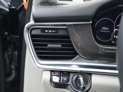 2017款 Panamera Turbo 4.0T