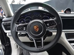 2017款 Panamera Turbo 4.0T