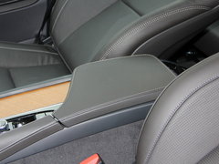 2016款 升级版 2.0T T6 智尊版