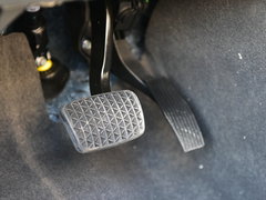 2017款 1.5T 自动旗舰版