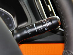 2016款 1.5T 自动耀领版