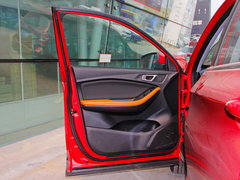 2016款 1.5T 自动耀领版