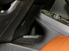 2016款 2.0L CVT耀臻版