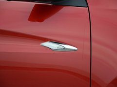 2016款 1.5T 手动耀臻版