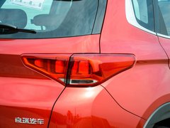 2016款 1.5T 手动耀臻版