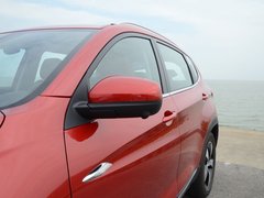 2016款 1.5T 手动耀臻版