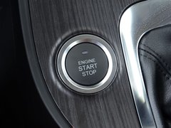 2016款 1.5T 手动耀臻版