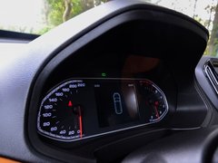 2016款 1.5T 手动耀臻版