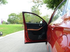 2016款 1.5T 手动耀臻版