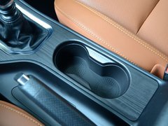 2016款 1.5T 手动耀臻版